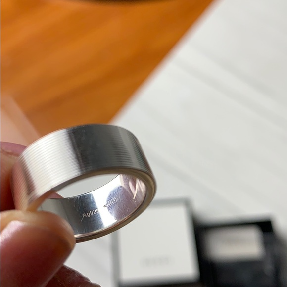 Gucci silver thick band ring - Picture 3 of 5